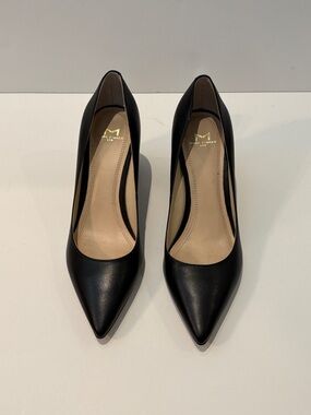 Marc Fisher Black Pointed-Toe Leather Pumps